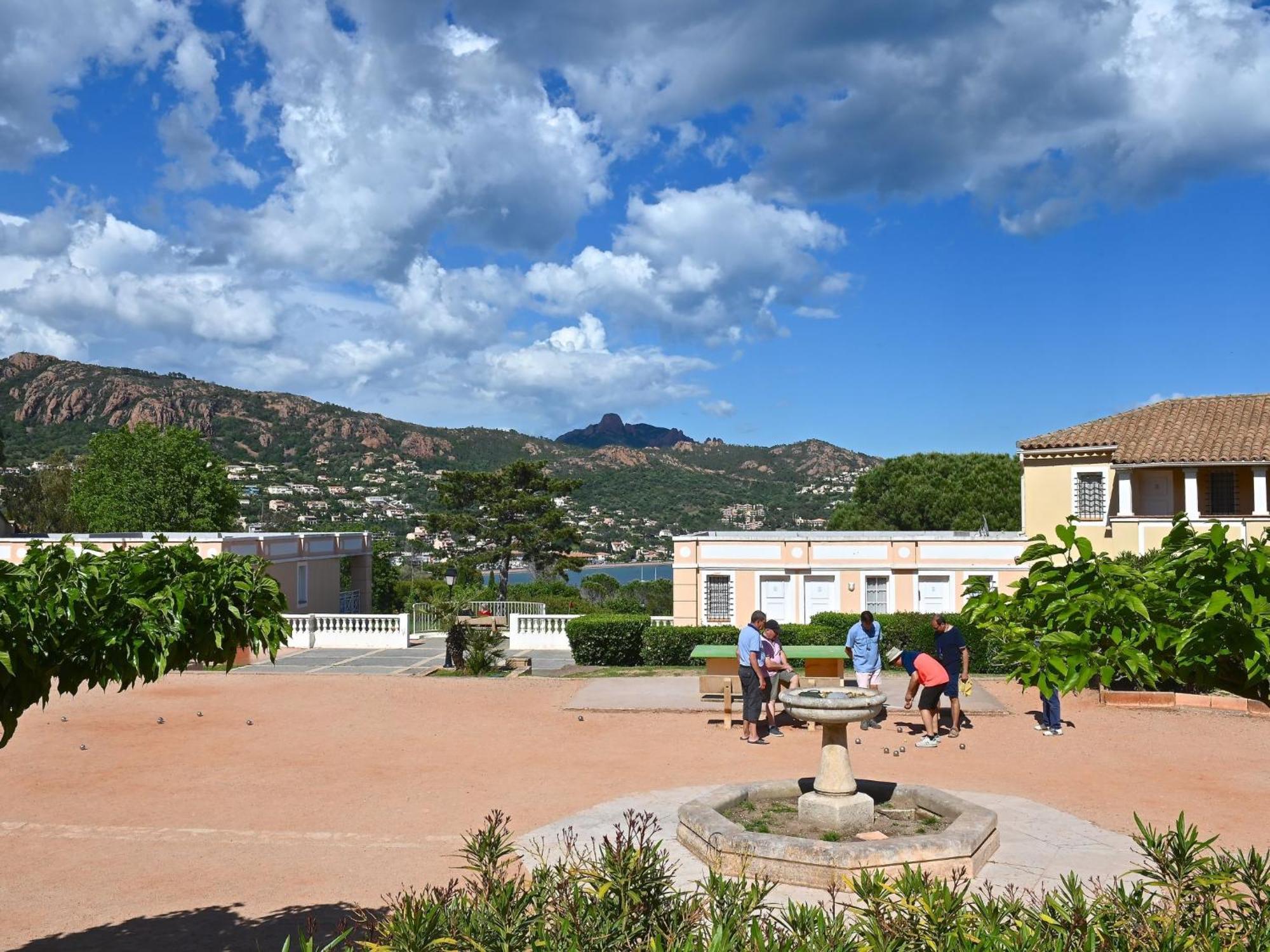 Apartment Village Cap Esterel - L'Esquinade-97 By Interhome Saint-Raphaël Zewnętrze zdjęcie