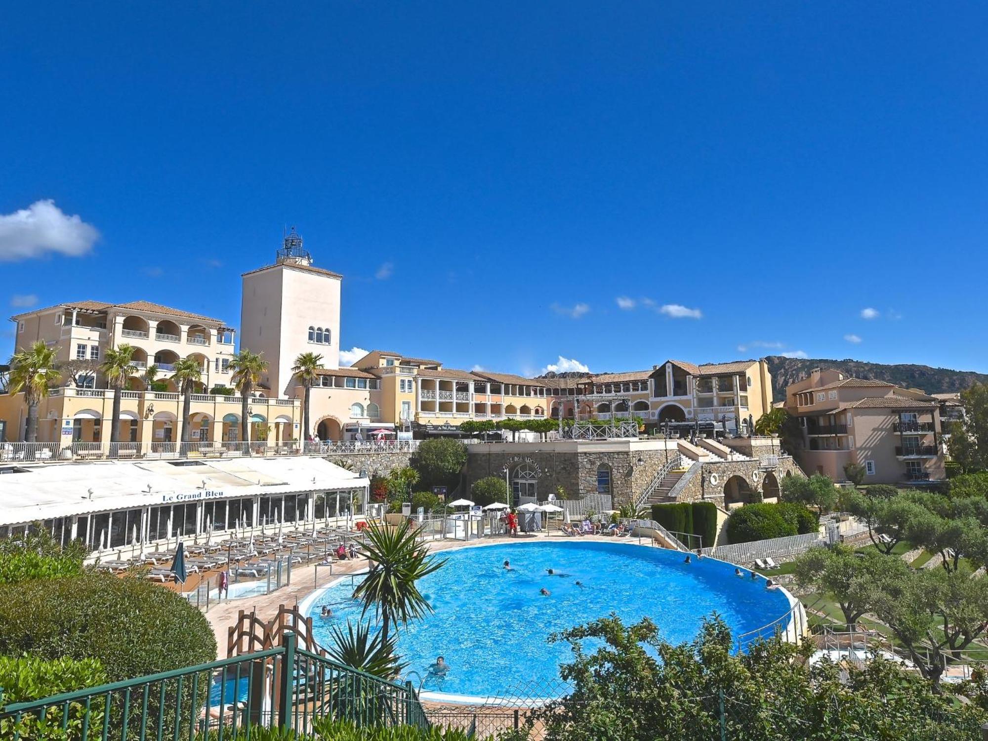 Apartment Village Cap Esterel - L'Esquinade-97 By Interhome Saint-Raphaël Zewnętrze zdjęcie
